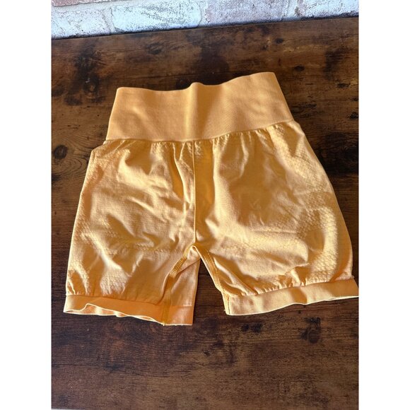 Gymshark Ladies Womens Small Gold Seamless Workout Shorts - Picture 2 of 13